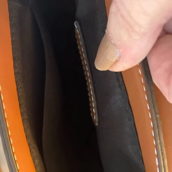 Vegan Leather crossbody Bag  NWOT - Picture 5 of 8